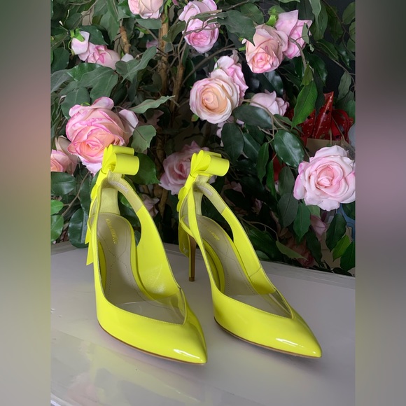🚫 SOLD Nicholas Kirkwood Yellow Patent Leather Slingback Pumps - Picture 2 of 9